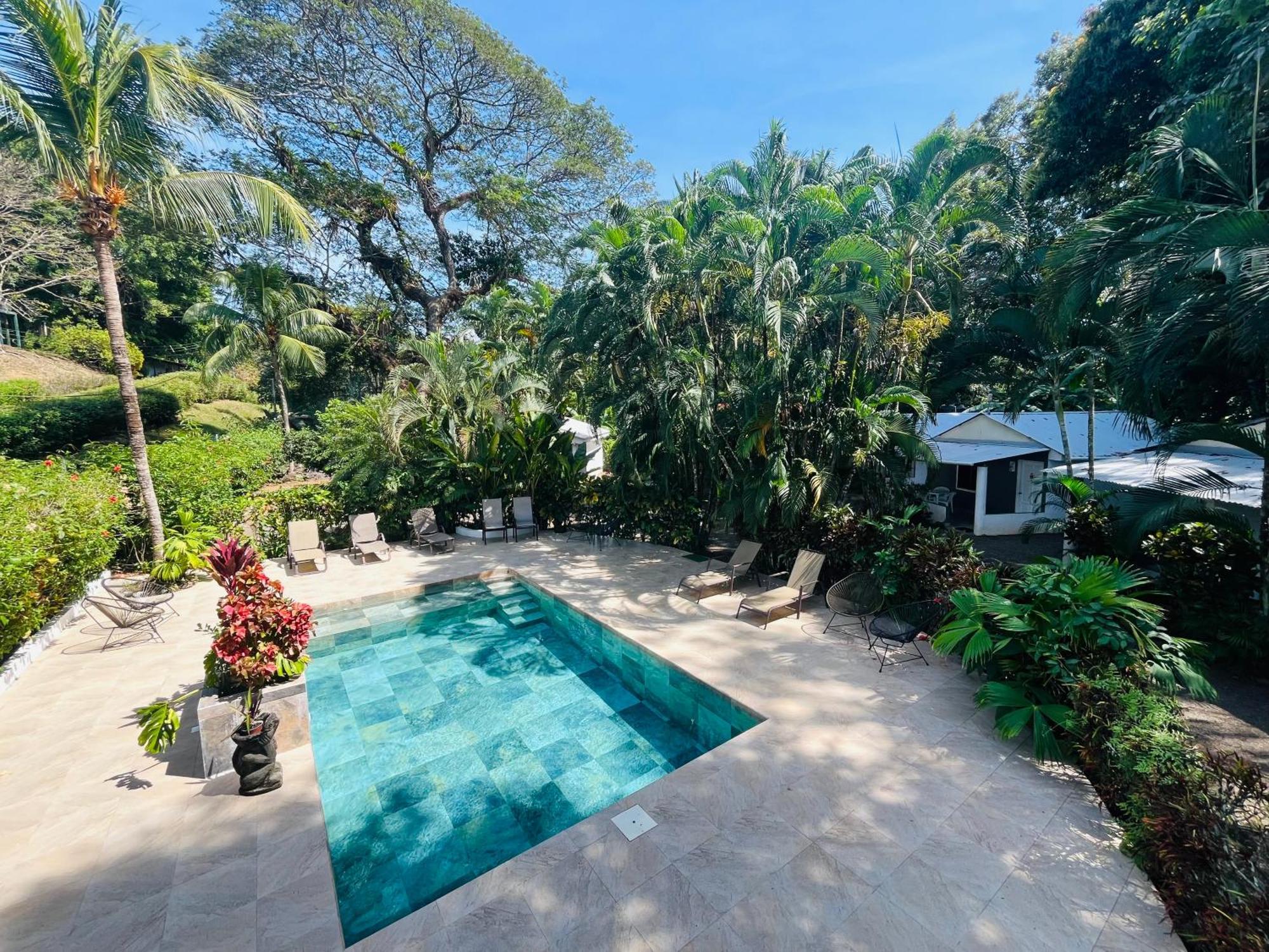 Villas Majolana Playa Herradura  Exterior photo